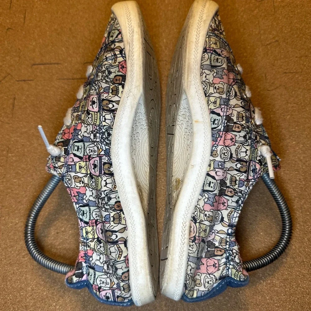 Skechers BOBS Beach Bingo Sneakers Womens 8 Multi Dog Print Canvas Memory Foam